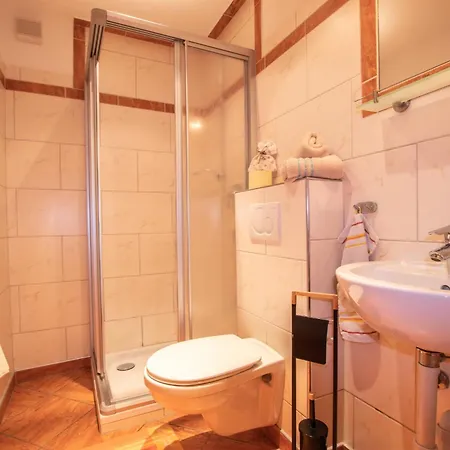 Bis 4 Personen In Traumlage Mit Kaiserblick By Fewo-plan Wild190 * Thierbach