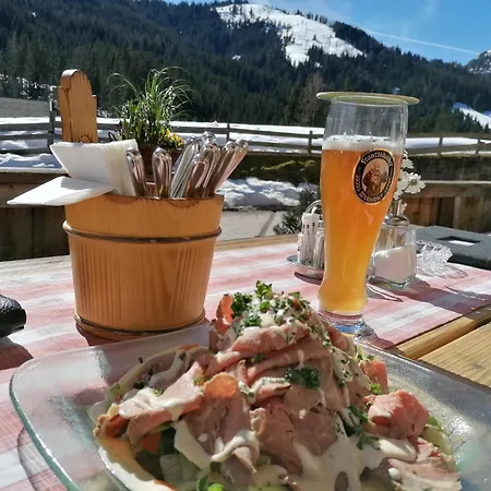 Bis 4 Personen In Traumlage Mit Kaiserblick By Fewo-plan Wild190 아파트 Thierbach