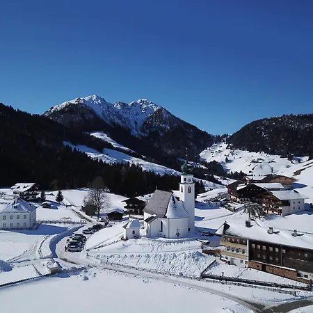 Bis 4 Personen In Traumlage Mit Kaiserblick By Fewo-plan Wild190 Thierbach